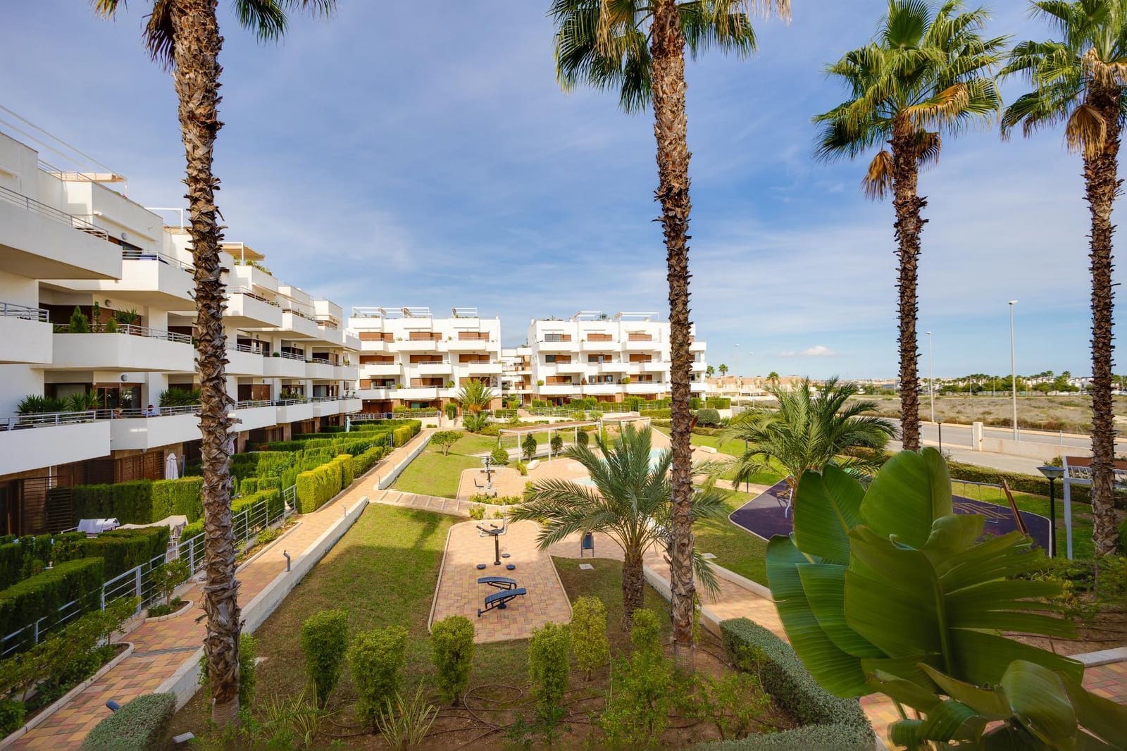 2 sypialnia Apartament na sprzedaż w Orihuela Costa z basenem garażem - 229 000 € (Ref: 9858862)