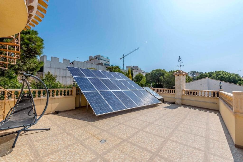 4 quarto Moradia para venda em Campoamor com piscina - 1 600 000 € (Ref: 9861174)