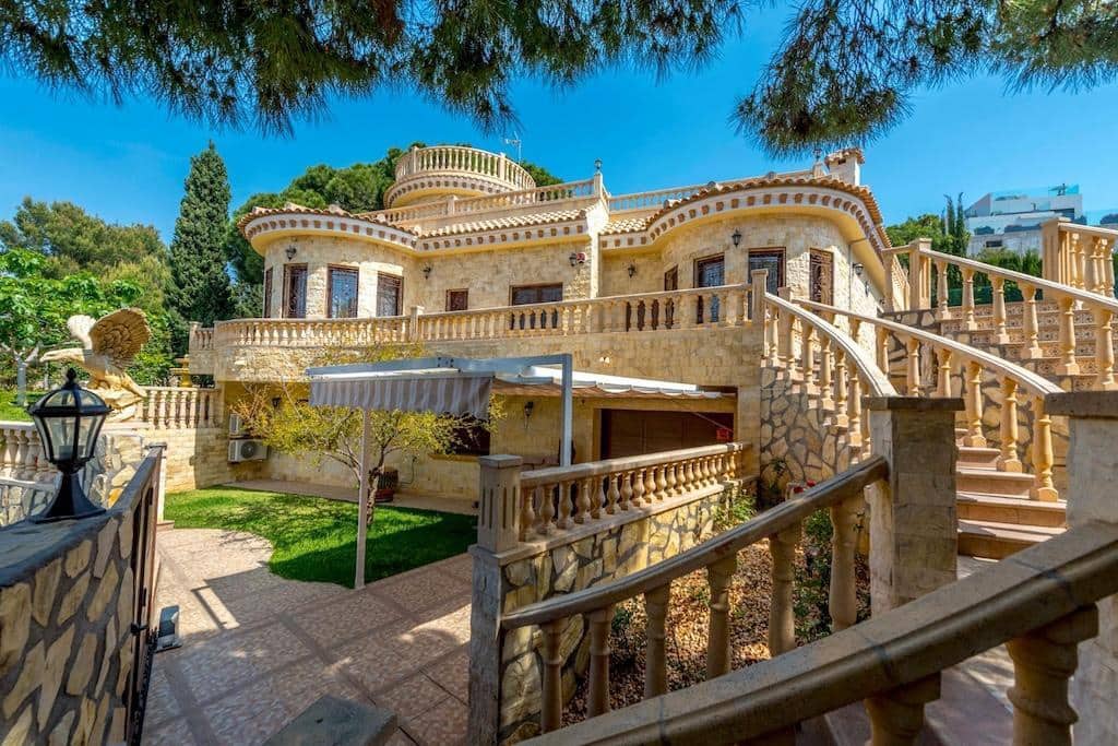 4 quarto Moradia para venda em Campoamor com piscina - 1 600 000 € (Ref: 9861174)