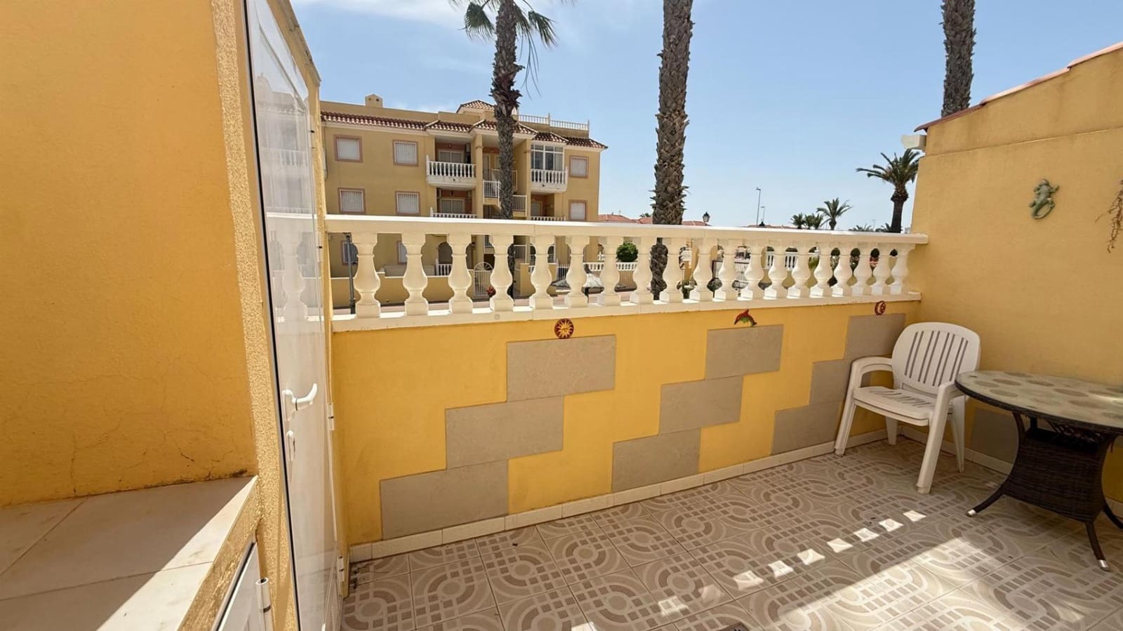 3 bedroom Terraced Villa for sale in La Florida with pool - € 215,000 (Ref: 9875302)
