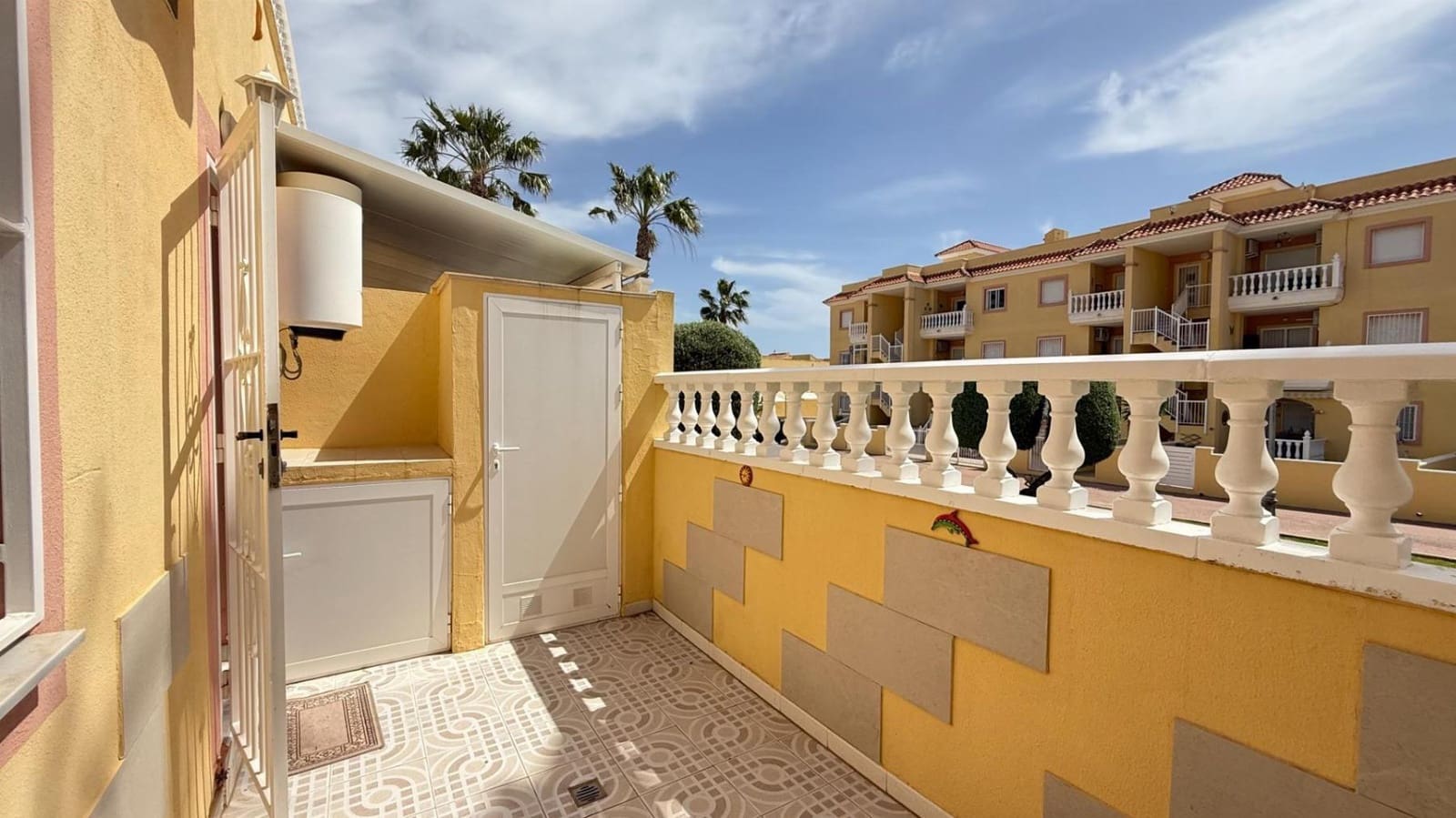 3 bedroom Terraced Villa for sale in La Florida with pool - € 215,000 (Ref: 9875302)