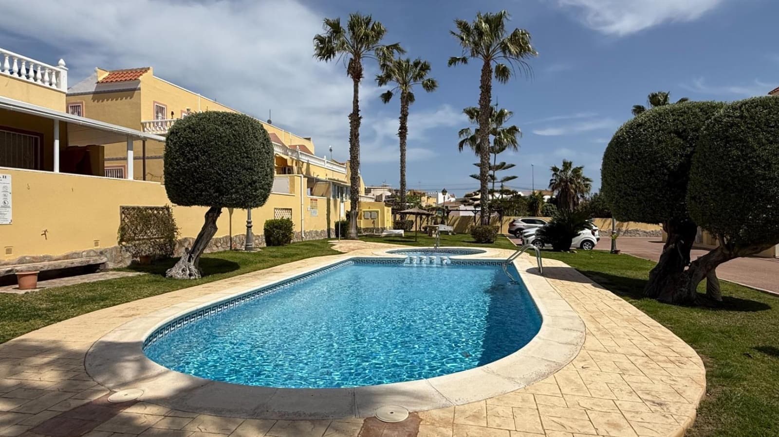 3 bedroom Terraced Villa for sale in La Florida with pool - € 215,000 (Ref: 9875302)
