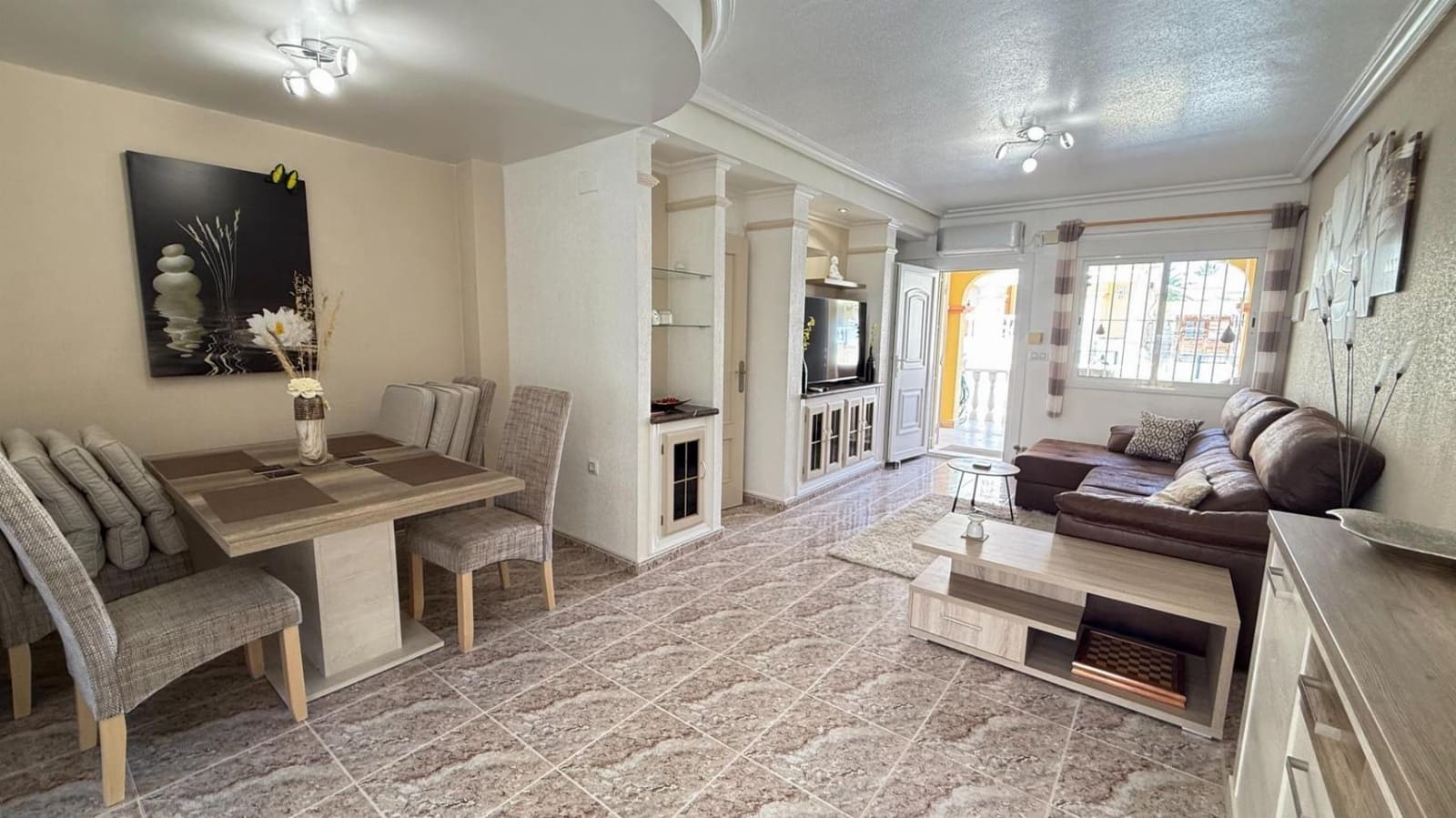 3 bedroom Terraced Villa for sale in La Florida with pool - € 215,000 (Ref: 9875302)