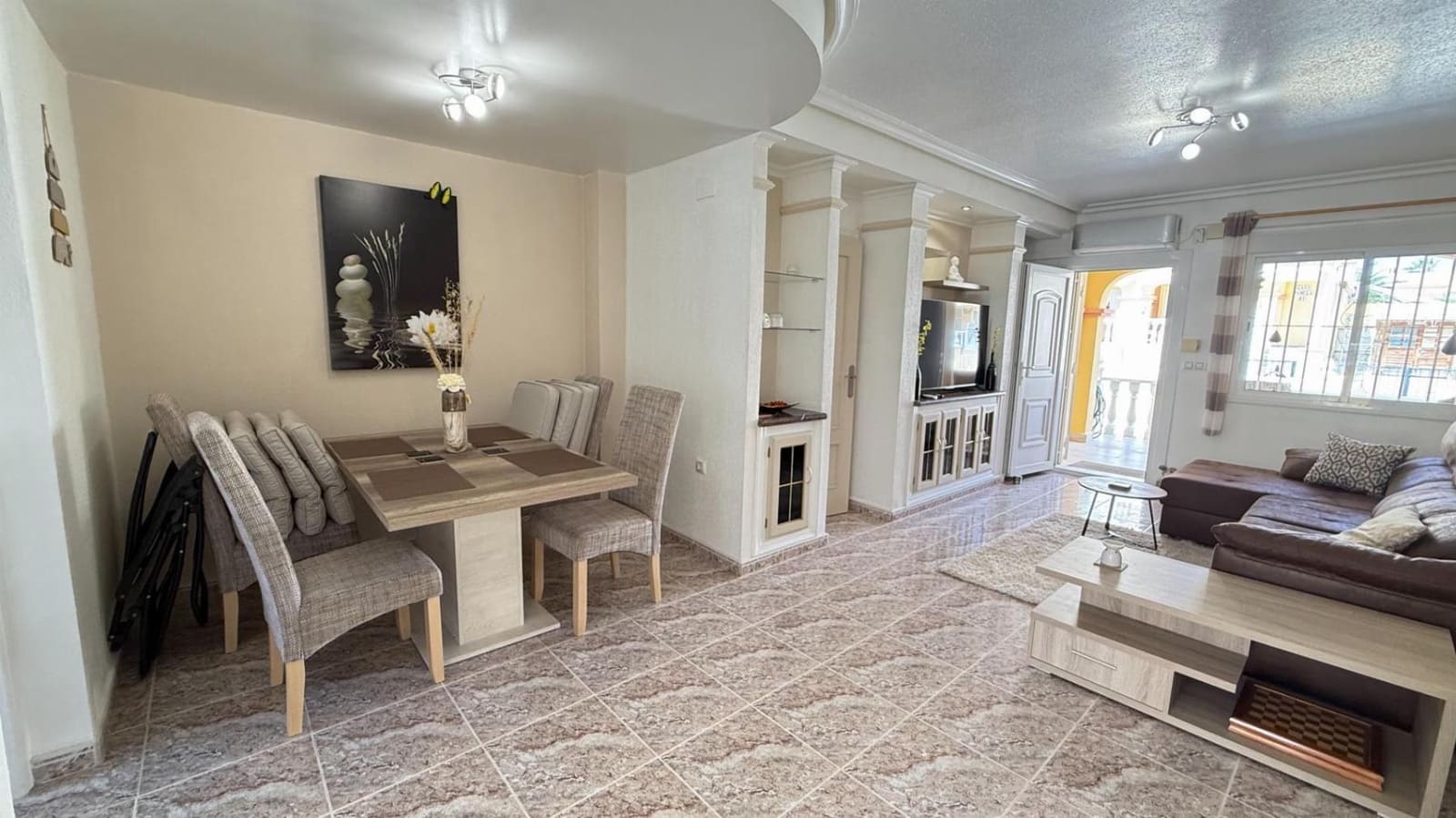 3 bedroom Terraced Villa for sale in La Florida with pool - € 215,000 (Ref: 9875302)