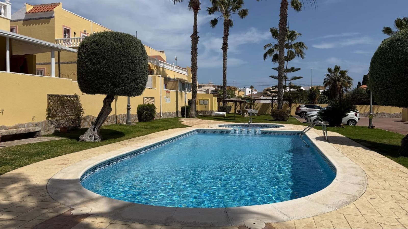 3 bedroom Terraced Villa for sale in La Florida with pool - € 215,000 (Ref: 9875302)
