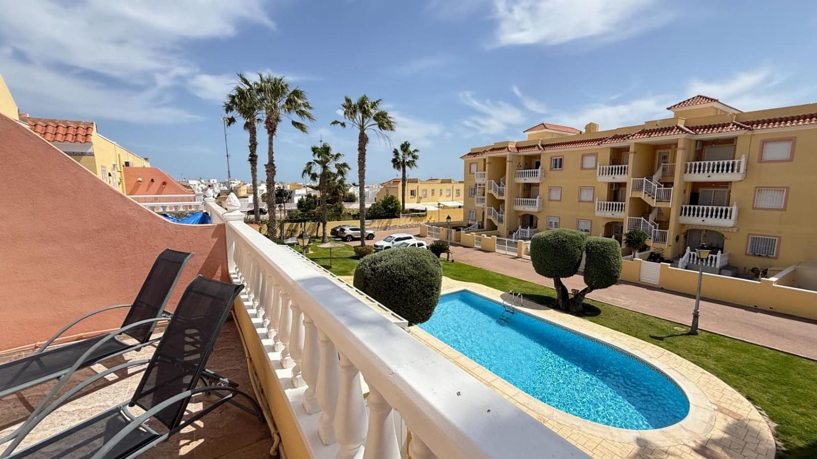 3 bedroom Terraced Villa for sale in La Florida with pool - € 215,000 (Ref: 9875302)