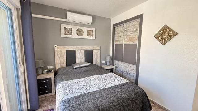 3 camera da letto Villetta a Schiera in vendita in La Florida, Orihuela con piscina - 215.000 € (Rif: 9875302)