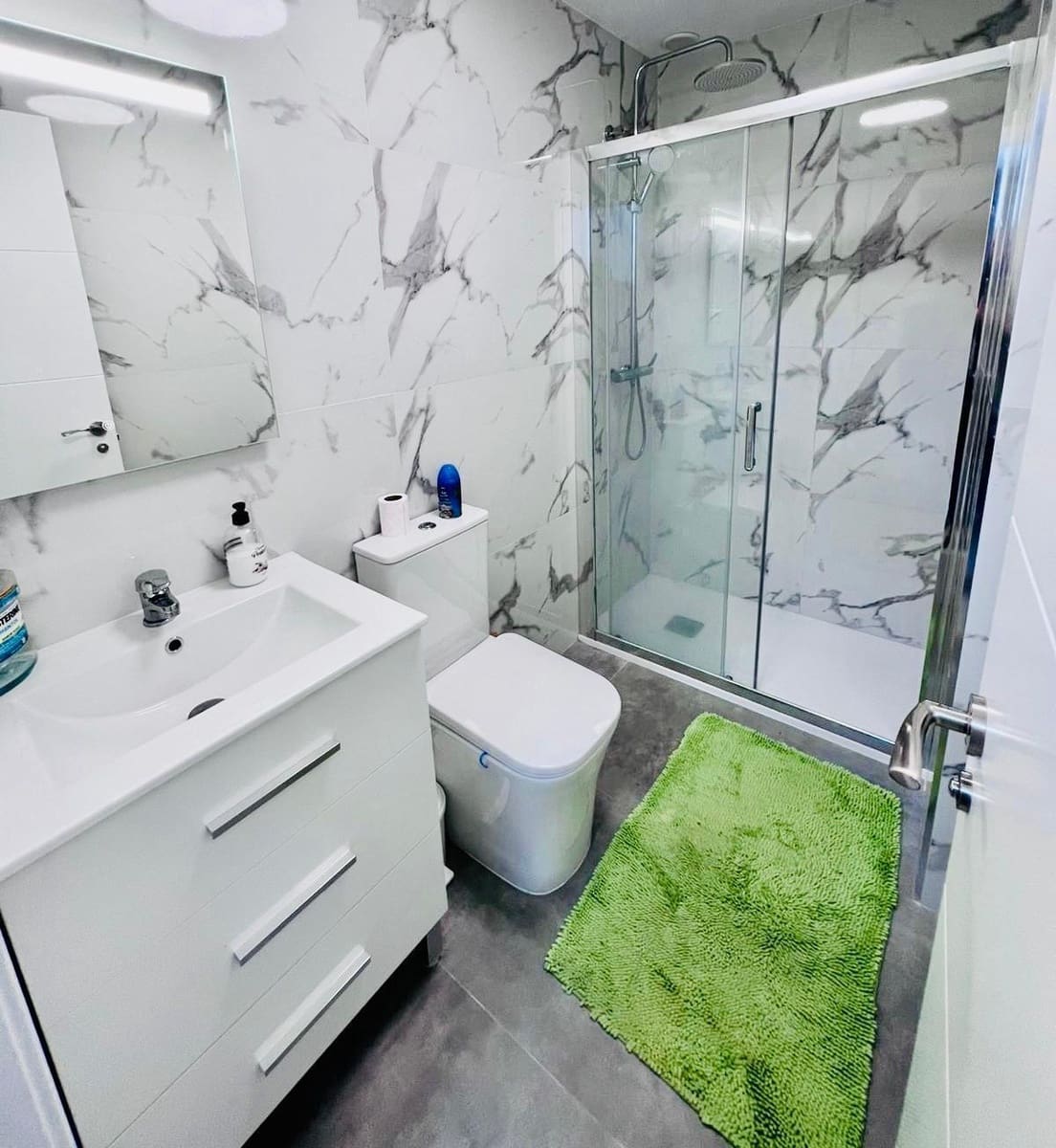2 bedroom Apartment for sale in Torrevieja - € 140,000 (Ref: 9883738)