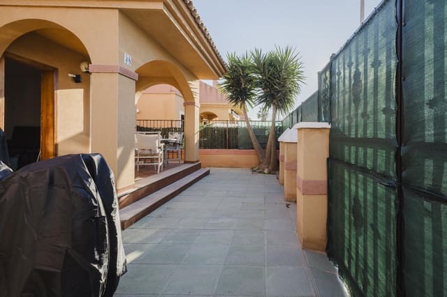 2 soveværelse Villa til salg i Aguas Nuevas, Torrevieja med swimmingpool - € 229.990 (Ref: 9891369)