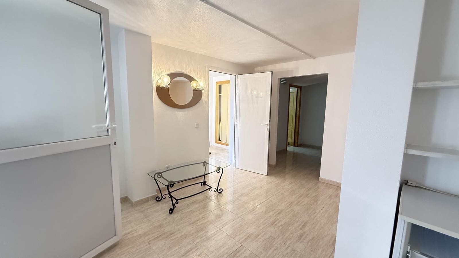 5 slaapkamer Villa te koop in Blue Lagoon met zwembad garage - € 339.000 (Ref: 9891371)