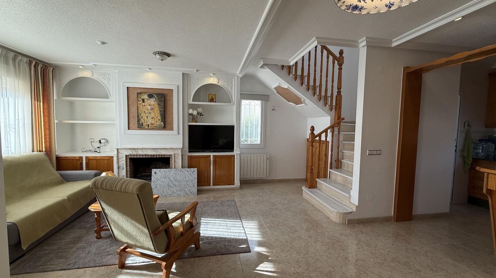 5 slaapkamer Villa te koop in Blue Lagoon met zwembad garage - € 339.000 (Ref: 9891371)