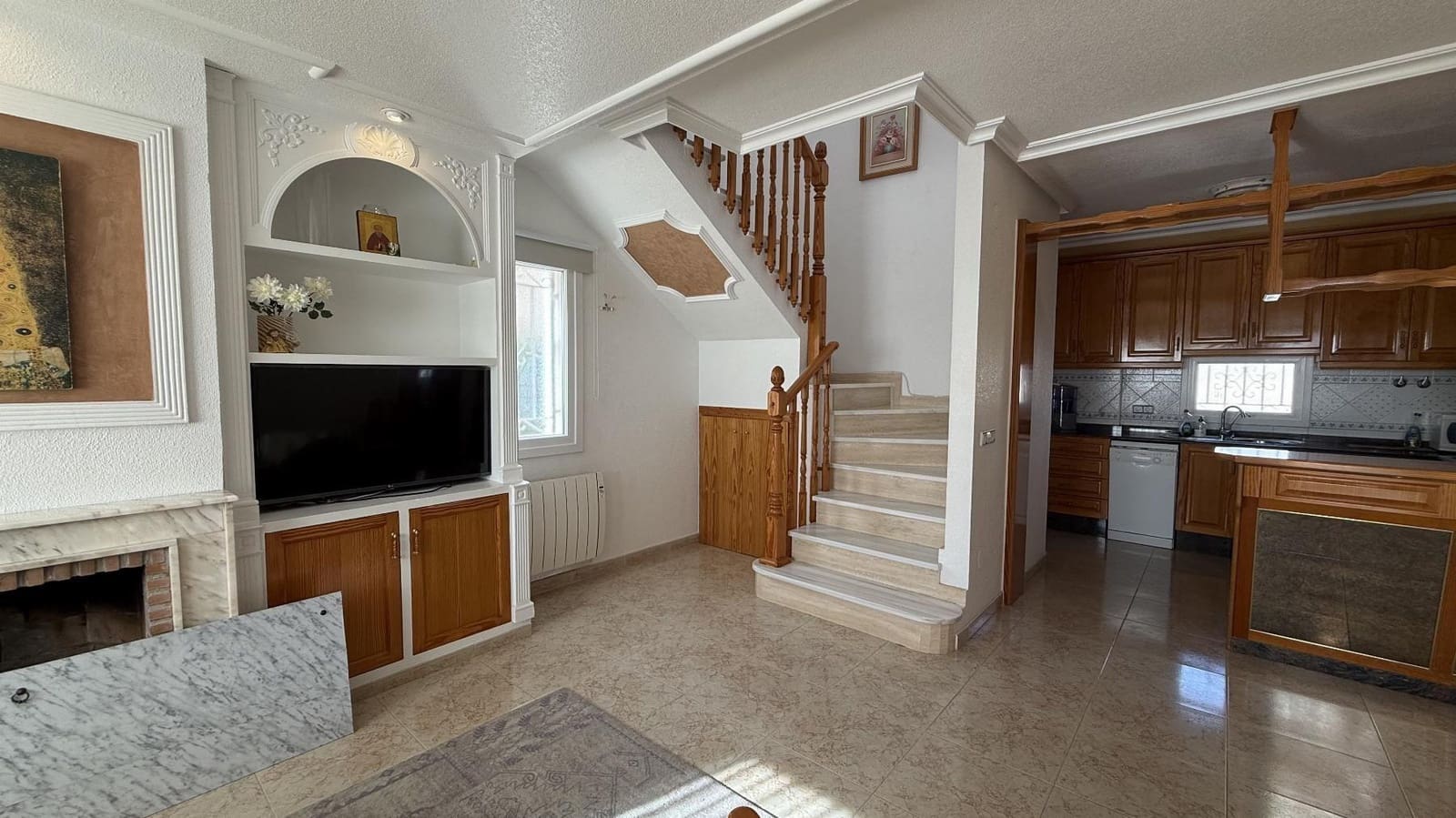 5 slaapkamer Villa te koop in Blue Lagoon met zwembad garage - € 339.000 (Ref: 9891371)