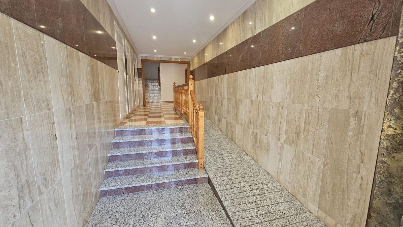 2 chambre Appartement à vendre à Torrevieja - 170 000 € (Ref: 9905309)