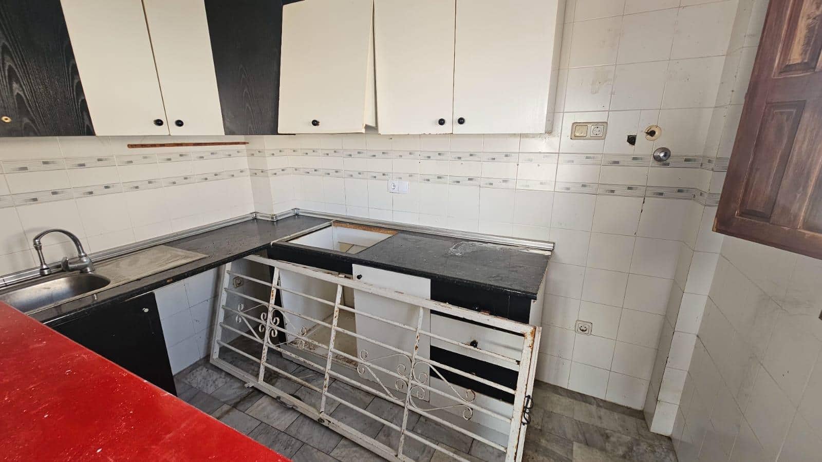 Apartamento de 3 habitaciones en El Chaparral en venta - 195.000 € (Ref: 9906608)