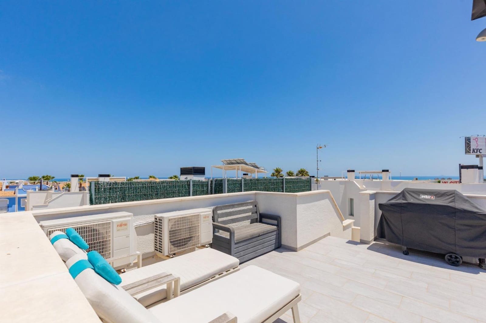 3 soverom Villa til salgs i Orihuela Costa med svømmebasseng - € 590 000 (Ref: 9909718)