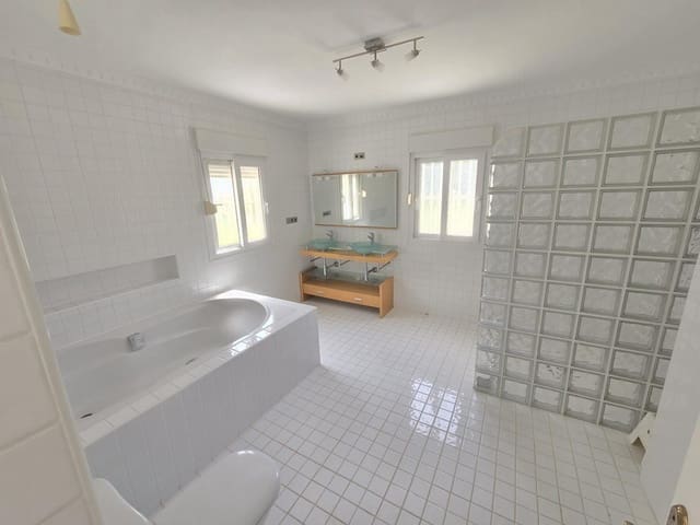 3 Zimmer Villa zu verkaufen in Las Ramblas Golf, Orihuela mit Pool Garage - 510.000 € (Ref: 9932388)