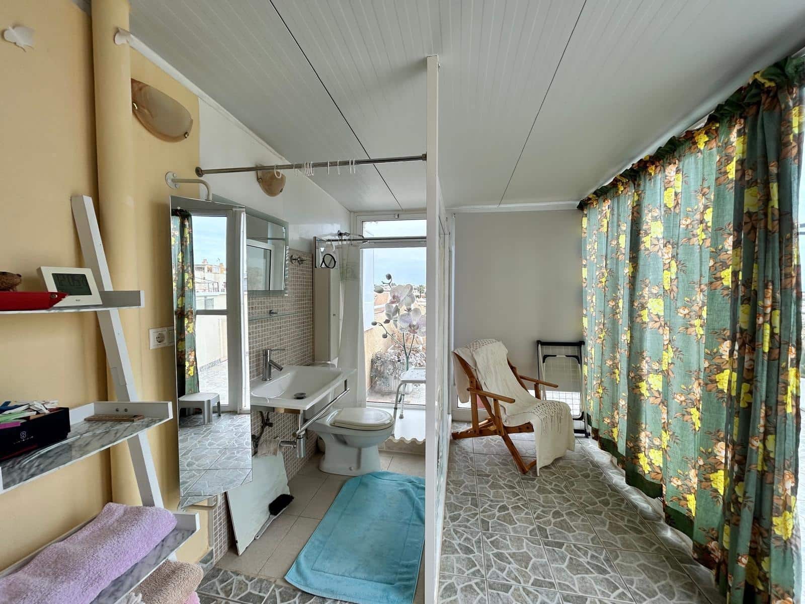 2 soverom Bungalow til salgs i La Florida med svømmebasseng - € 140 000 (Ref: 9932389)