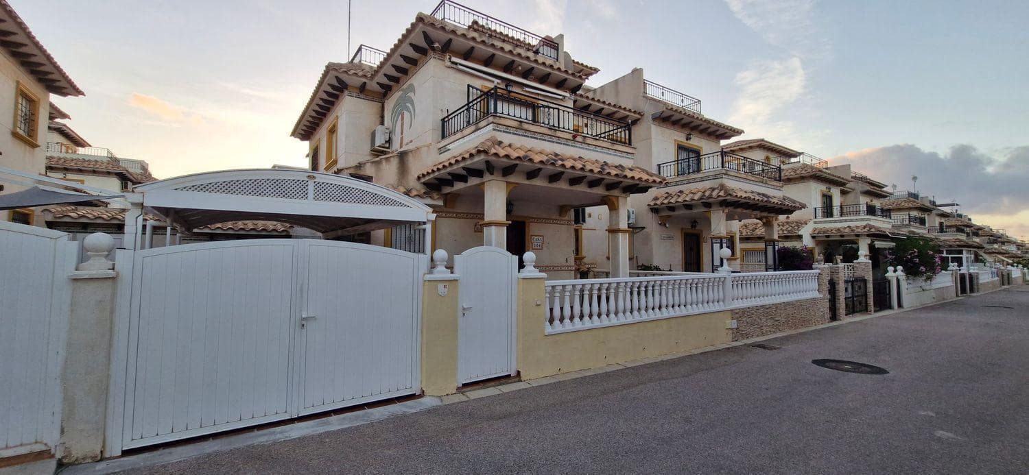 2 bedroom Apartment for sale in Orihuela Costa with pool - € 219,900 (Ref: 9939105)