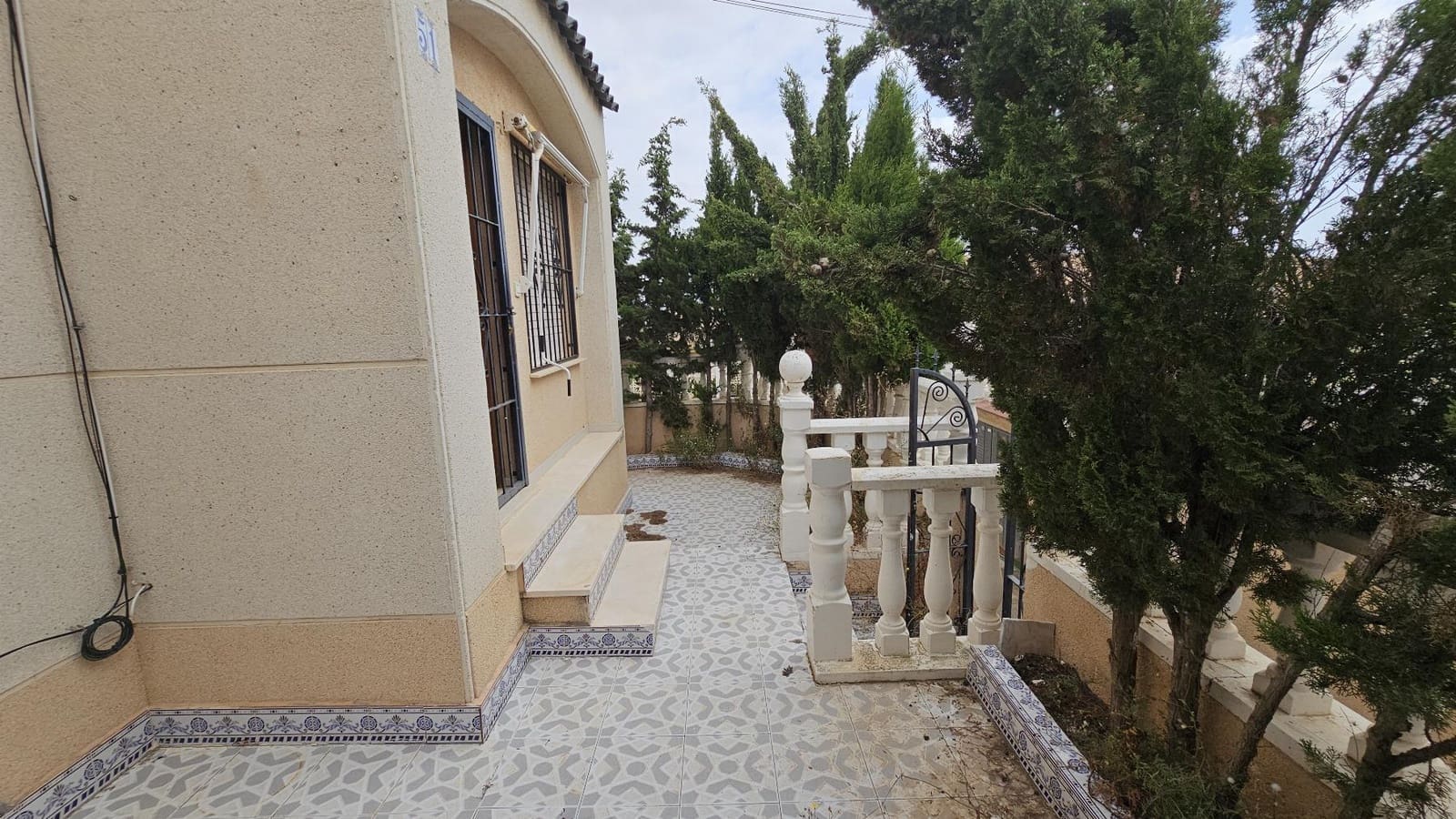2 soveværelse Semi-Rækkehus til salg i Torrevieja - € 139.000 (Ref: 9944918)