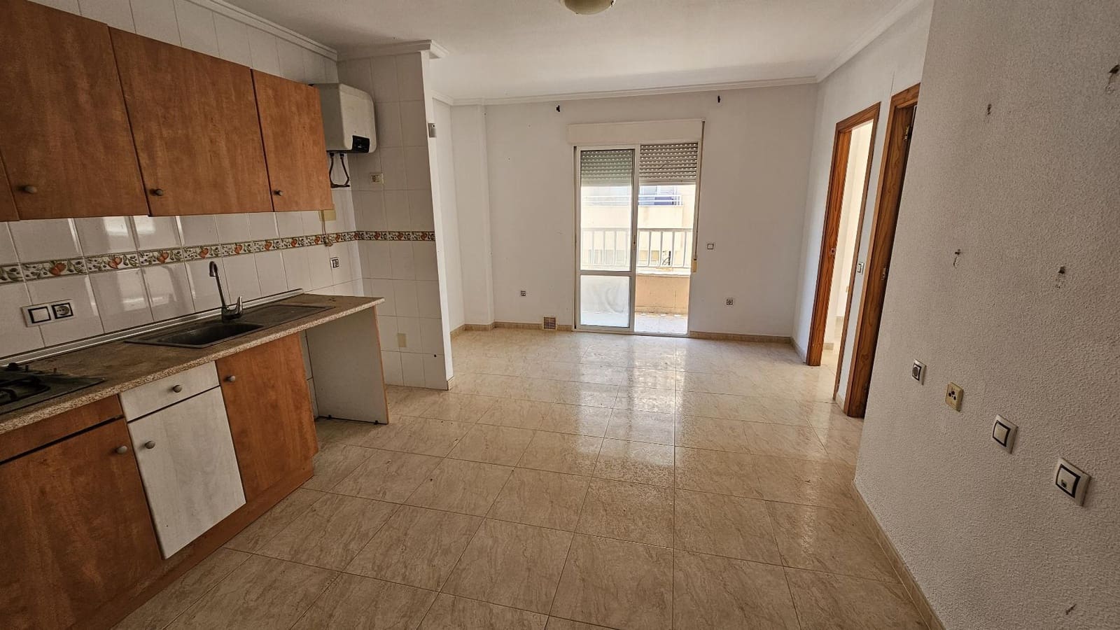 2 soverom Leilighet til salgs i Torrevieja - € 105 000 (Ref: 9950727)