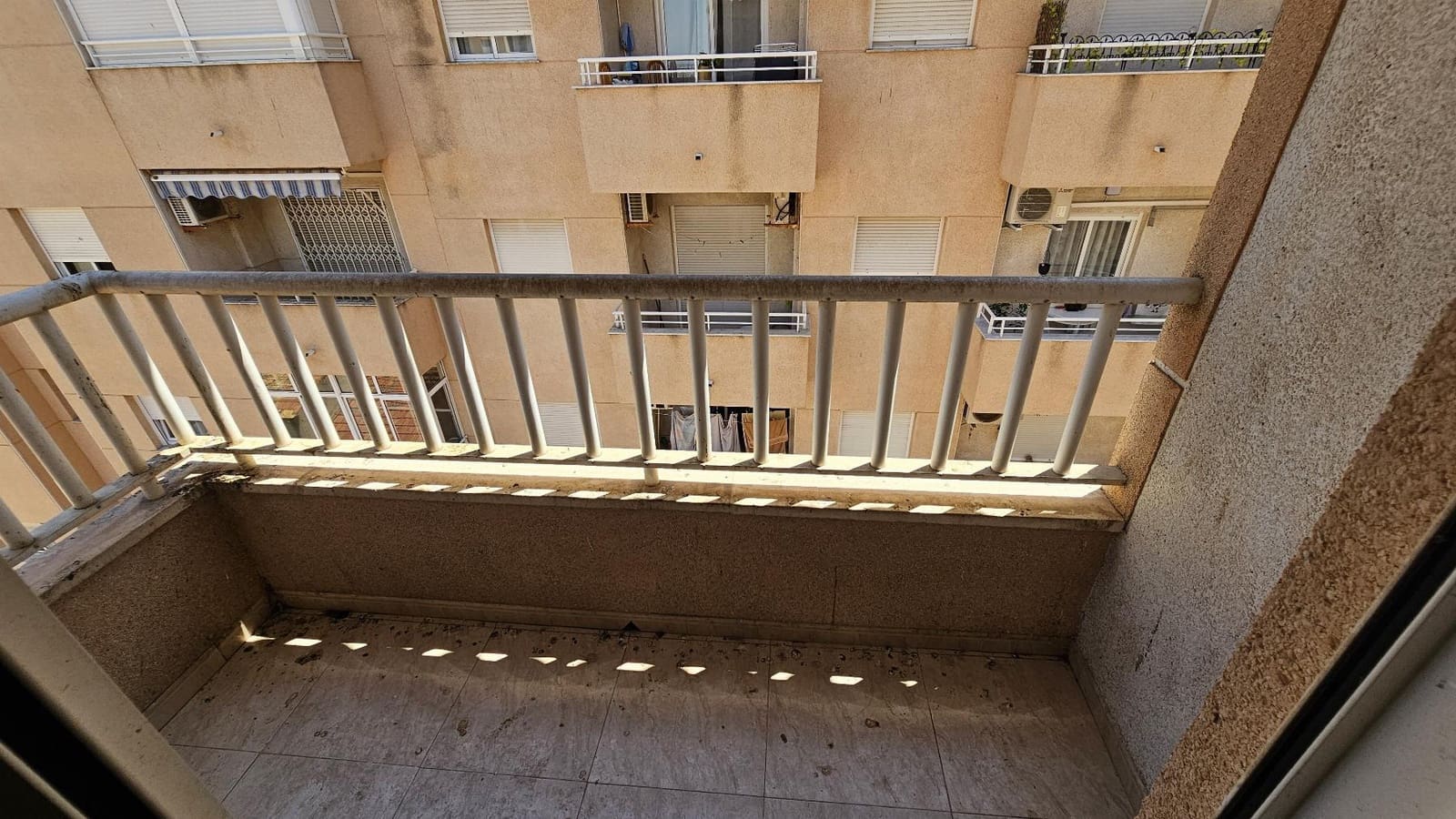 2 soverom Leilighet til salgs i Torrevieja - € 105 000 (Ref: 9950727)