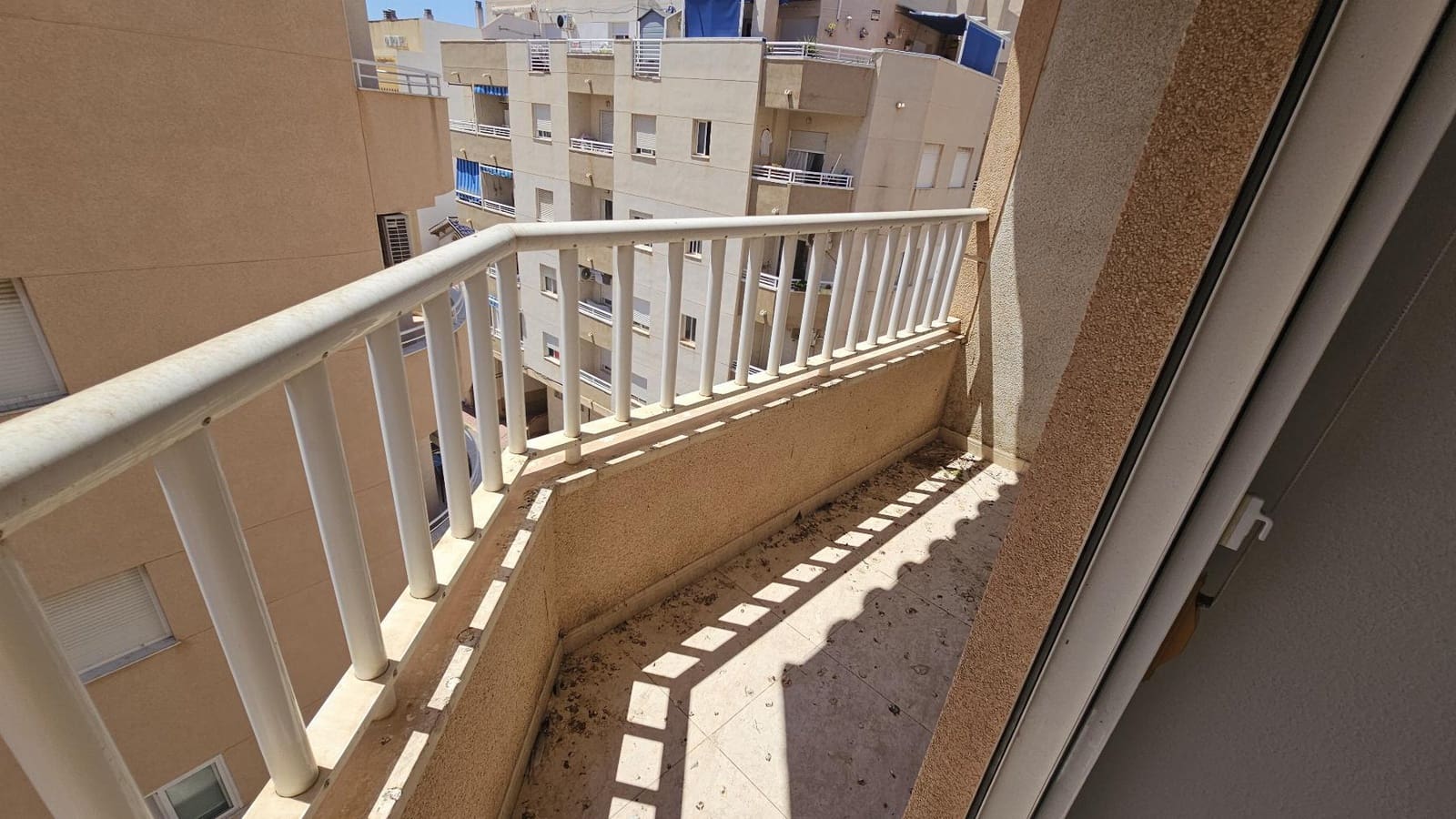 2 soverom Leilighet til salgs i Torrevieja - € 105 000 (Ref: 9950727)