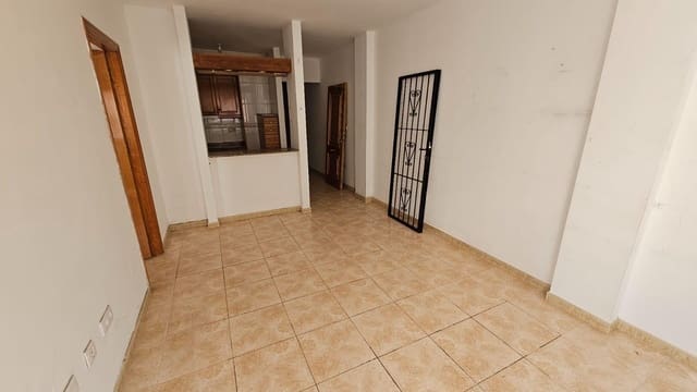 2 quarto Apartamento para venda em Parque de las Naciones, Torrevieja com piscina - 119 000 € (Ref: 9960010)