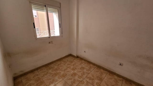2 quarto Apartamento para venda em Parque de las Naciones, Torrevieja com piscina - 119 000 € (Ref: 9960010)