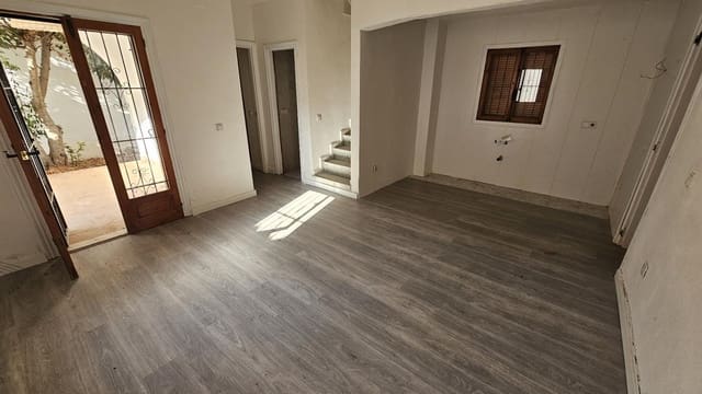Chalet de 2 habitaciones en Nueva Torrevieja, Torrevieja en venta - 199.000 € (Ref: 9997773)