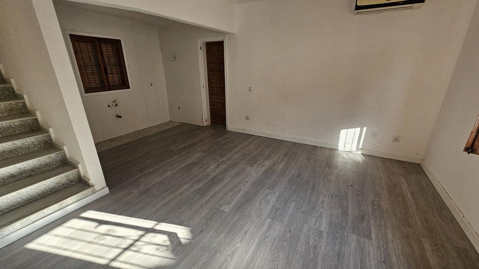 2 makuuhuone Huvila myytävänä paikassa Torrevieja - 199 000 € (Ref: 9997773)
