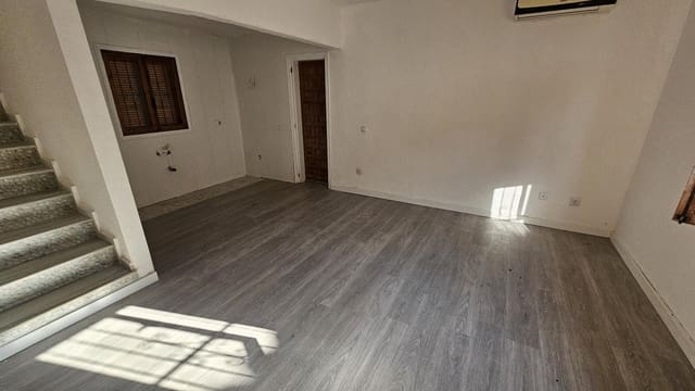 Chalet de 2 habitaciones en Nueva Torrevieja, Torrevieja en venta - 199.000 € (Ref: 9997773)