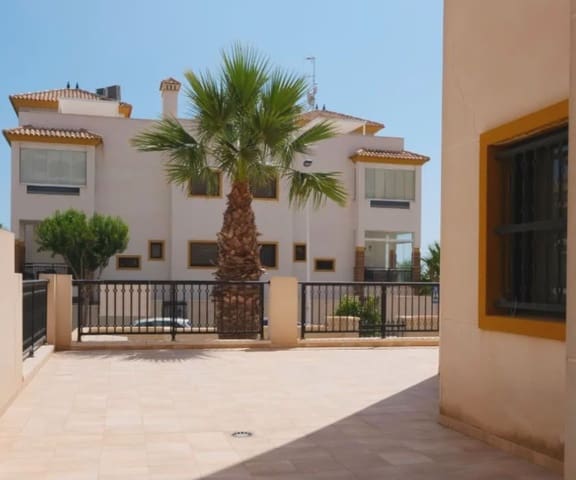 2 soverom Leilighet til salgs i Guardamar del Segura med svømmebasseng garasje - € 290 000 (Ref: 10003498)