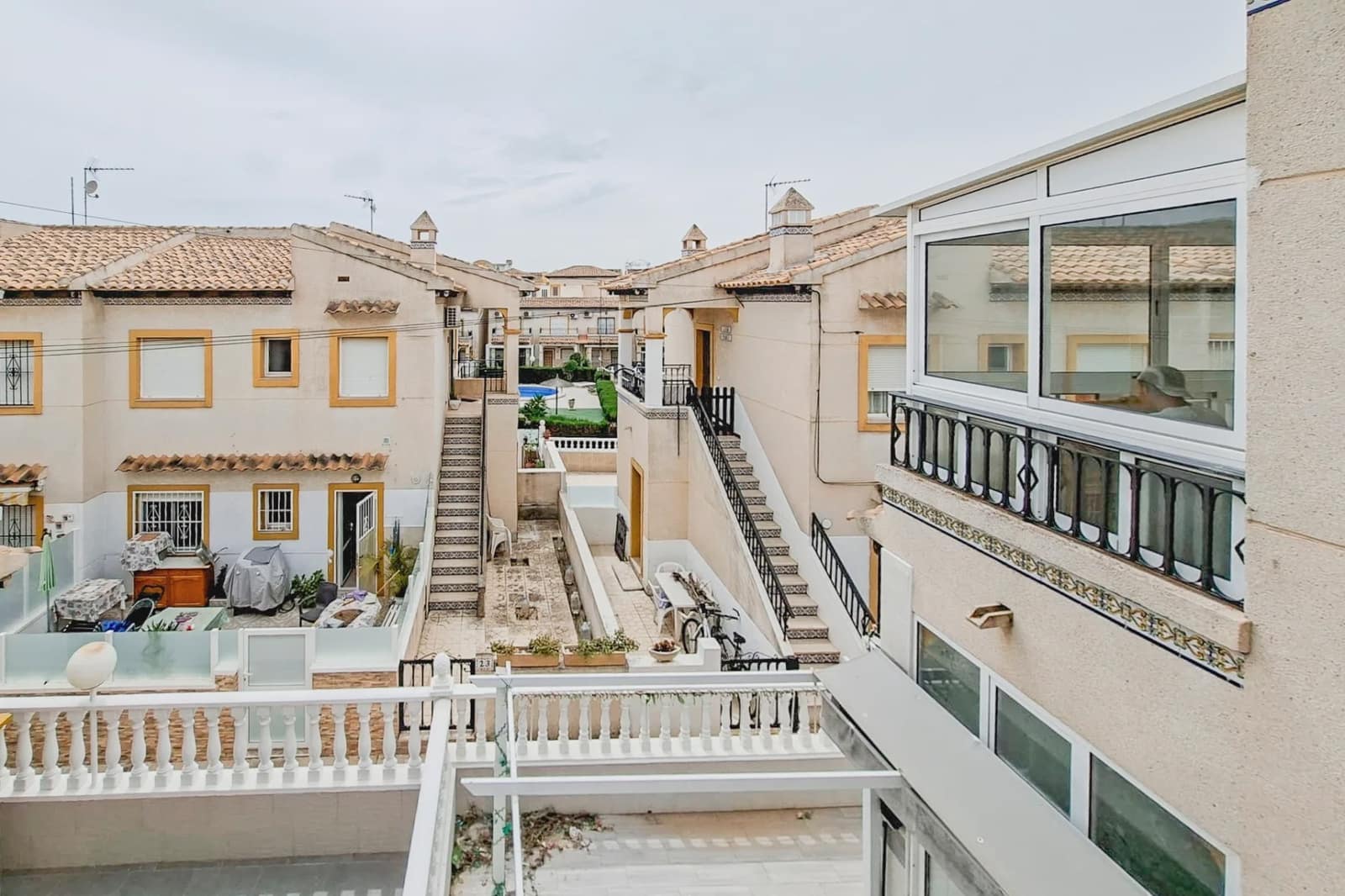 Bungalow de 2 habitaciones en Orihuela Costa en venta con piscina - 169.000 € (Ref: 10003501)
