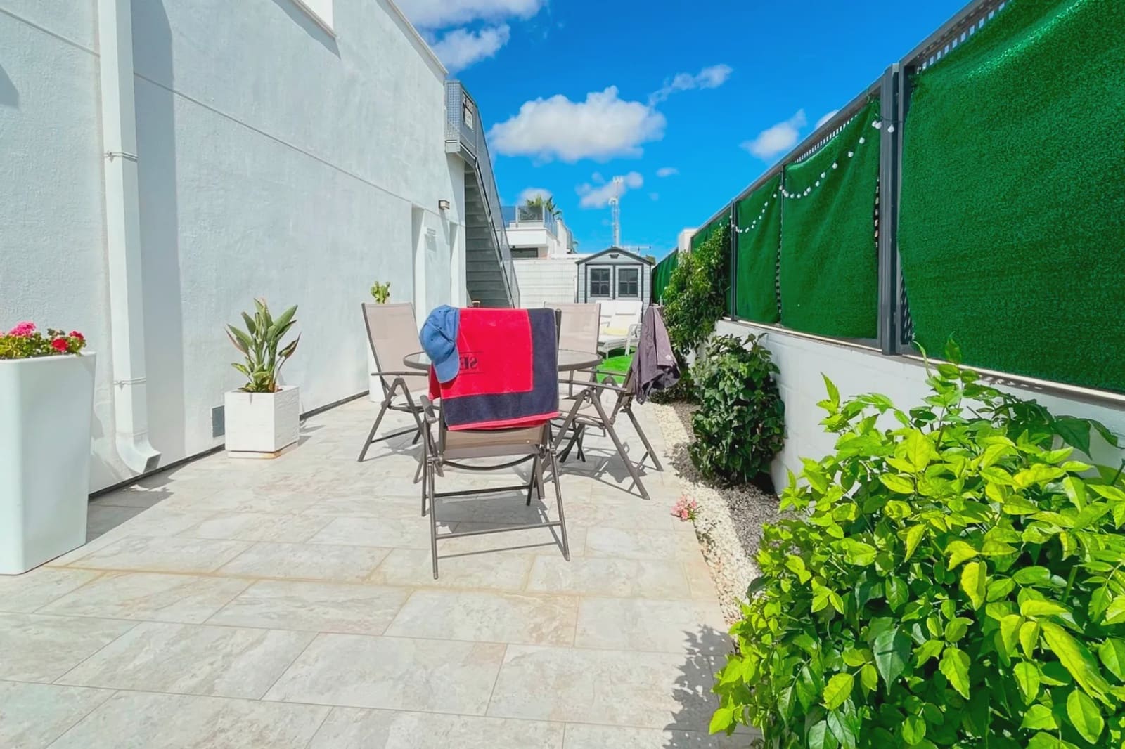 2 camera da letto Villa in vendita in Pueblo Bravo con piscina garage - 369.000 € (Rif: 10003503)