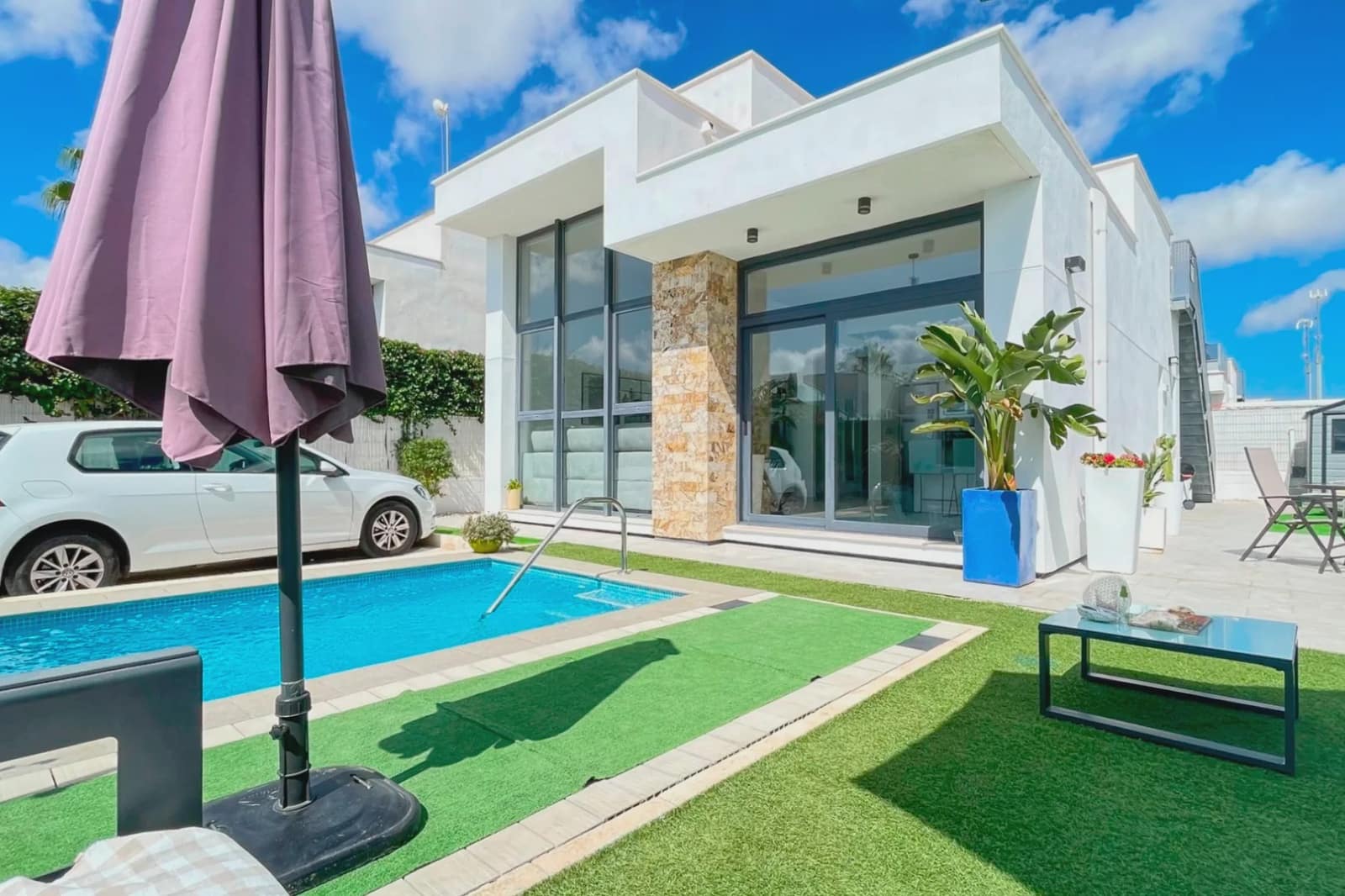 2 camera da letto Villa in vendita in Pueblo Bravo con piscina garage - 369.000 € (Rif: 10003503)