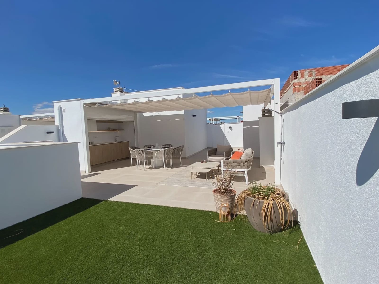 3 Zimmer Bungalow zu verkaufen in Pilar de la Horadada mit Pool Garage - 339.900 € (Ref: 10003593)