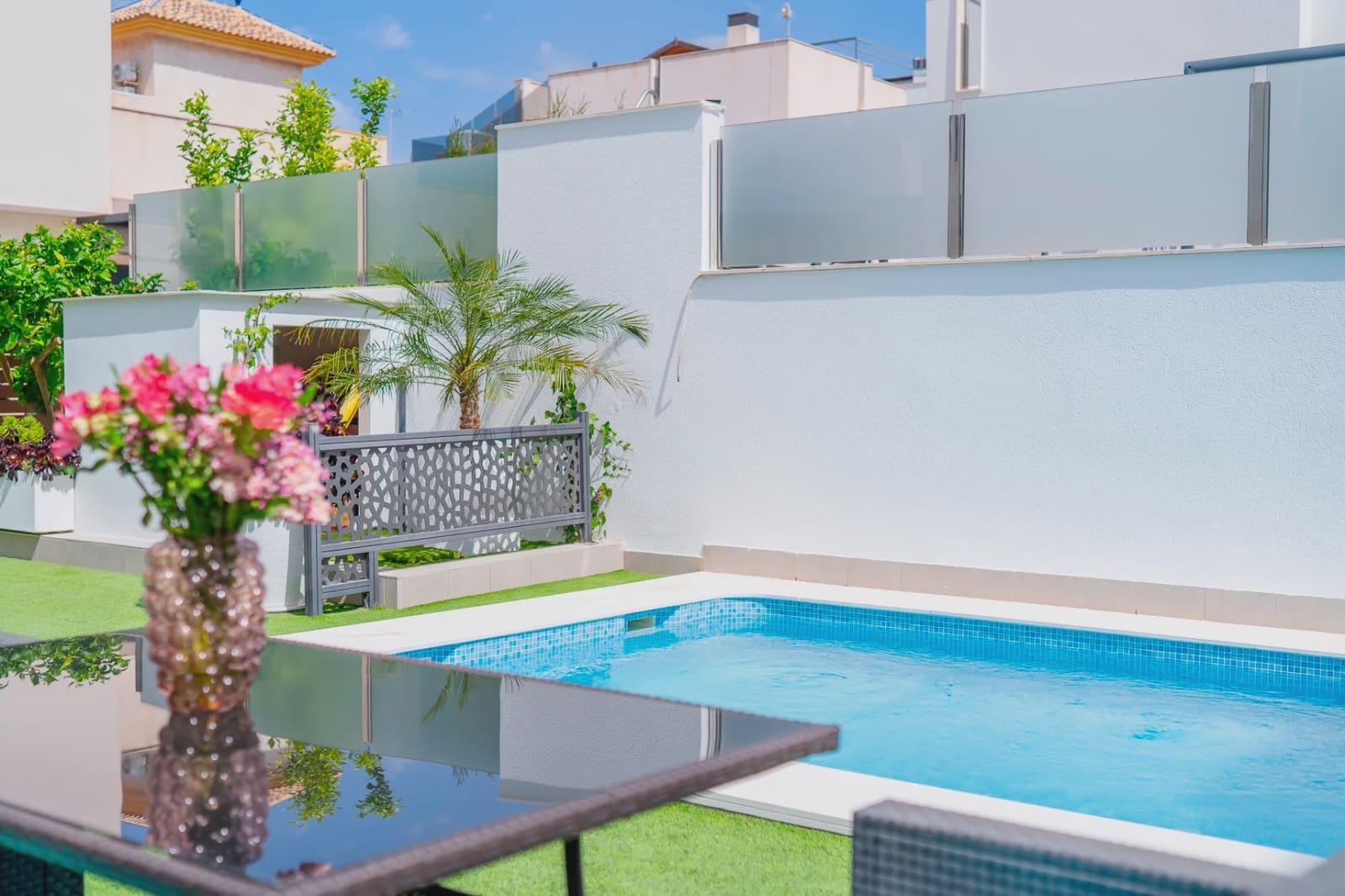 5 makuuhuone Huvila myytävänä paikassa Torrevieja mukana uima-altaan - 559 000 € (Ref: 10005893)