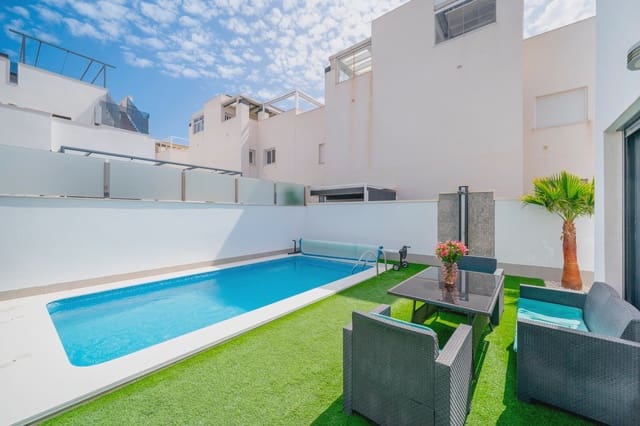 5 makuuhuone Huvila myytävänä paikassa Parque Acuático - Sector 25, Torrevieja mukana uima-altaan - 559 000 € (Ref: 10005893)