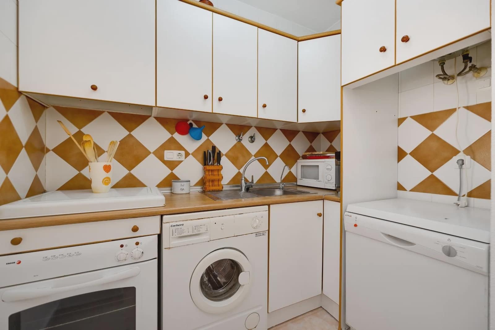 2 Zimmer Bungalow zu verkaufen in Torrevieja mit Pool - 149.900 € (Ref: 10011676)
