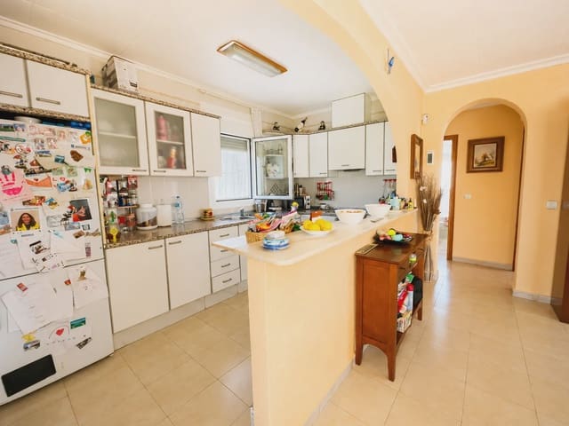 5 slaapkamer Villa te koop in El Chaparral, Torrevieja met zwembad garage - € 399.000 (Ref: 10011677)