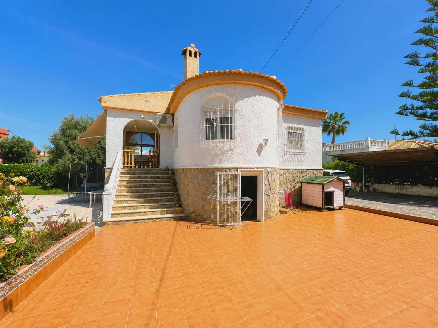 5 bedroom Villa for sale in Torrevieja with pool garage - € 399,000 (Ref: 10011677)