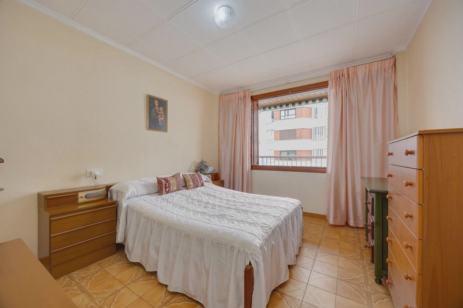 3 soveværelse Lejlighed til salg i Torrevieja med swimmingpool - € 256.000 (Ref: 10011678)