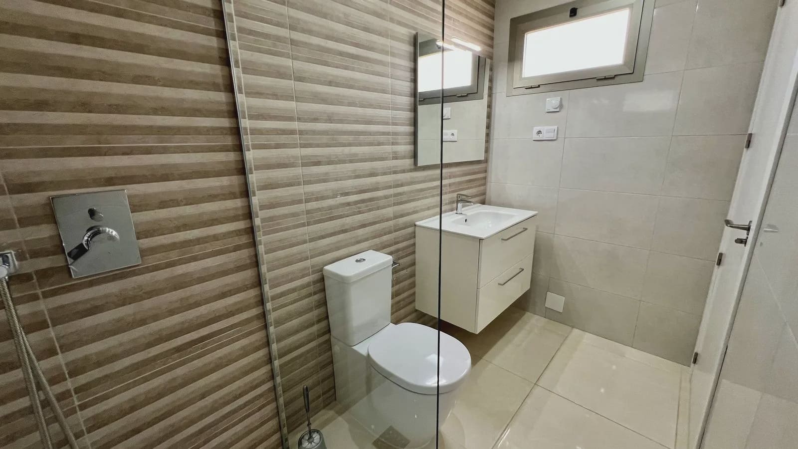 2 sovrum Lägenhet till salu i Villamartin med pool - 275 000 € (Ref: 10031305)