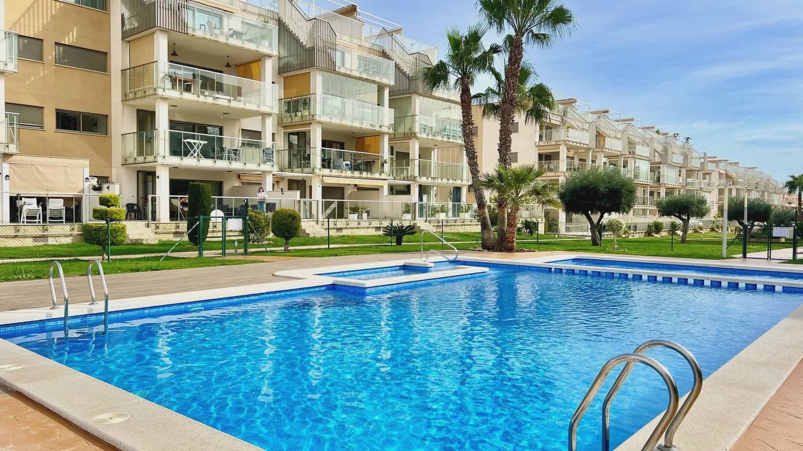 2 sovrum Lägenhet till salu i Villamartin med pool - 275 000 € (Ref: 10031305)