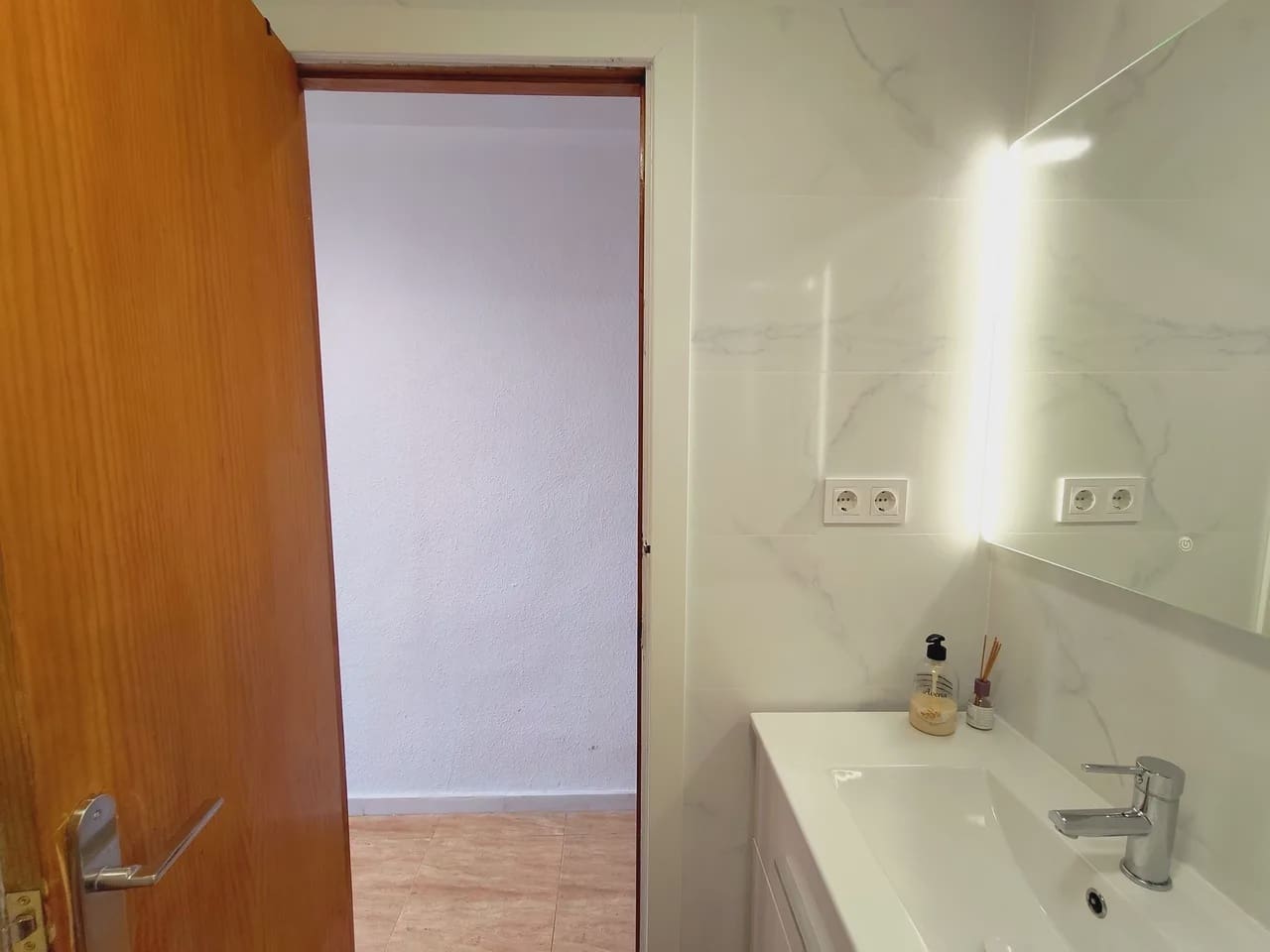 1 makuuhuone Huoneisto myytävänä paikassa Torrevieja mukana uima-altaan 
autotalli - 127 000 € (Ref: 10031307)