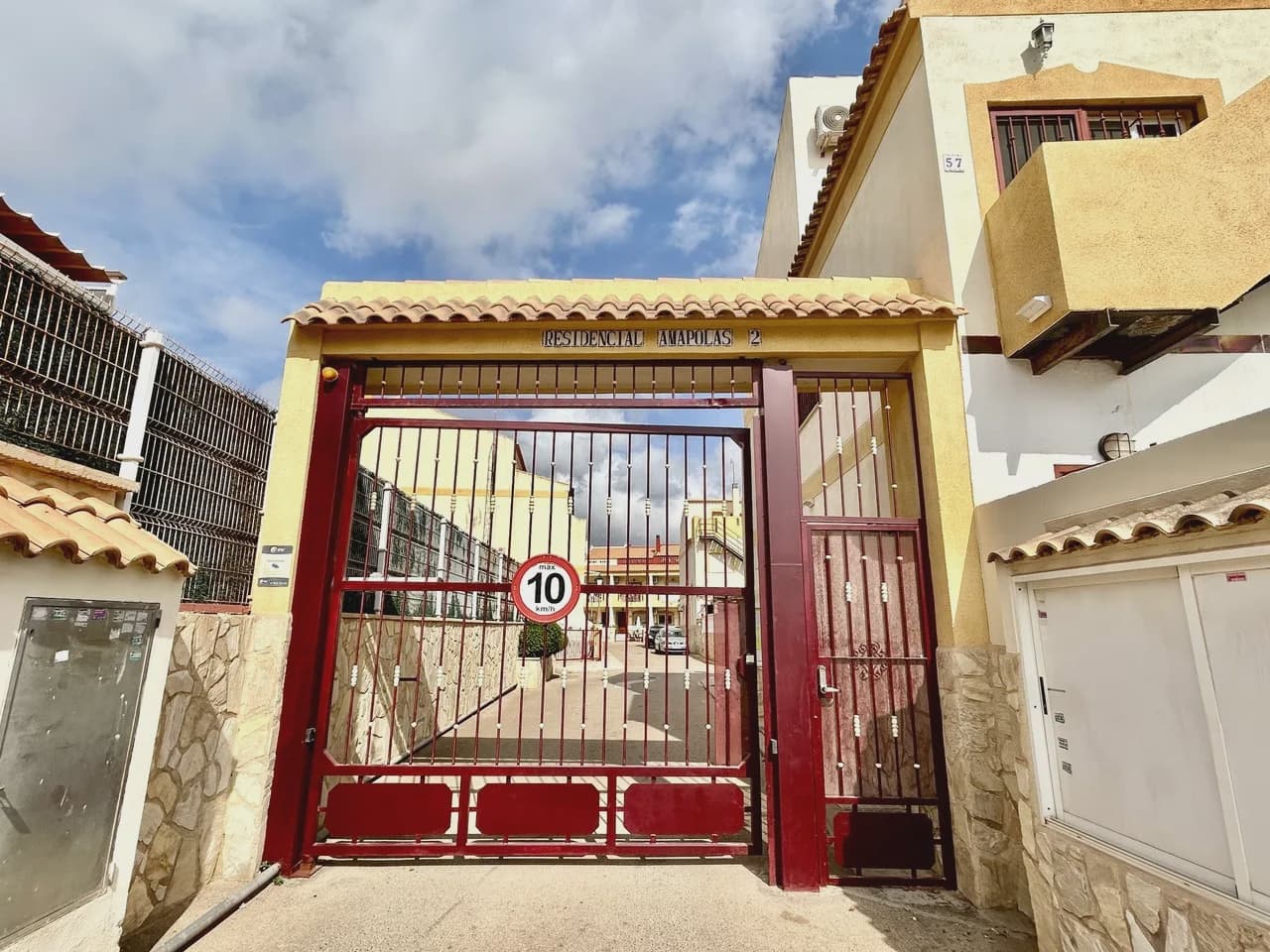 3 sovrum Lägenhet till salu i La Zenia med pool garage - 195 000 € (Ref: 10031309)