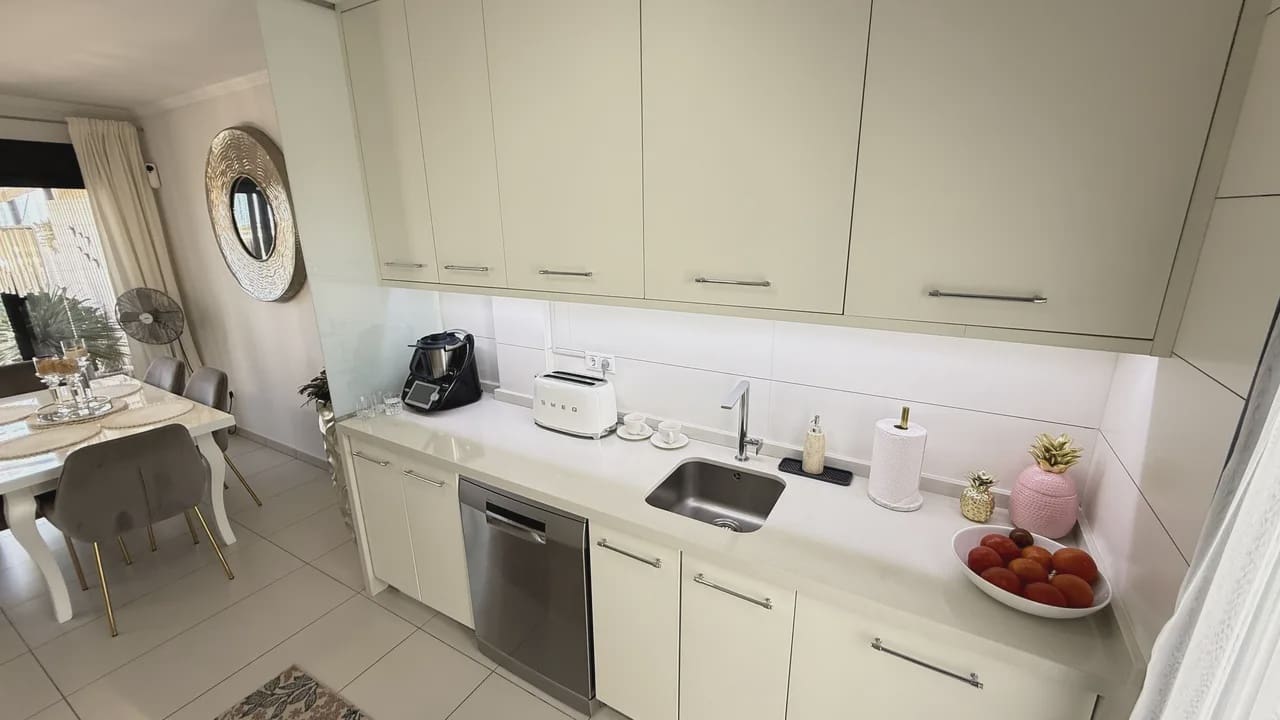 3 bedroom Townhouse for sale in Cabo Roig with pool garage - € 395,000 (Ref: 10031311)