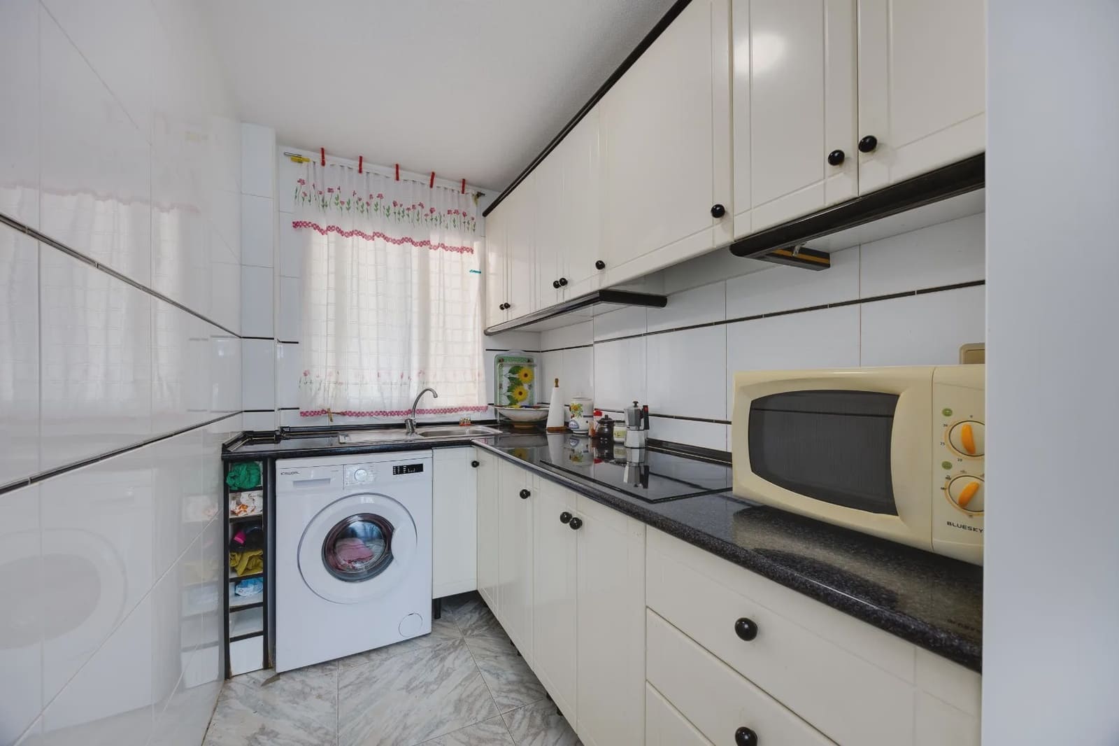 2 Zimmer Apartment zu verkaufen in Torrevieja mit Pool - 219.500 € (Ref: 10038952)