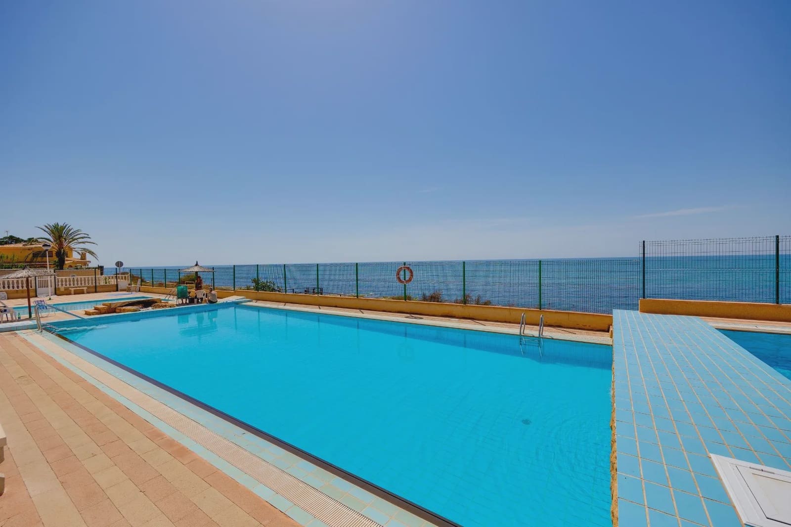 2 Zimmer Apartment zu verkaufen in Torrevieja mit Pool - 219.500 € (Ref: 10038952)