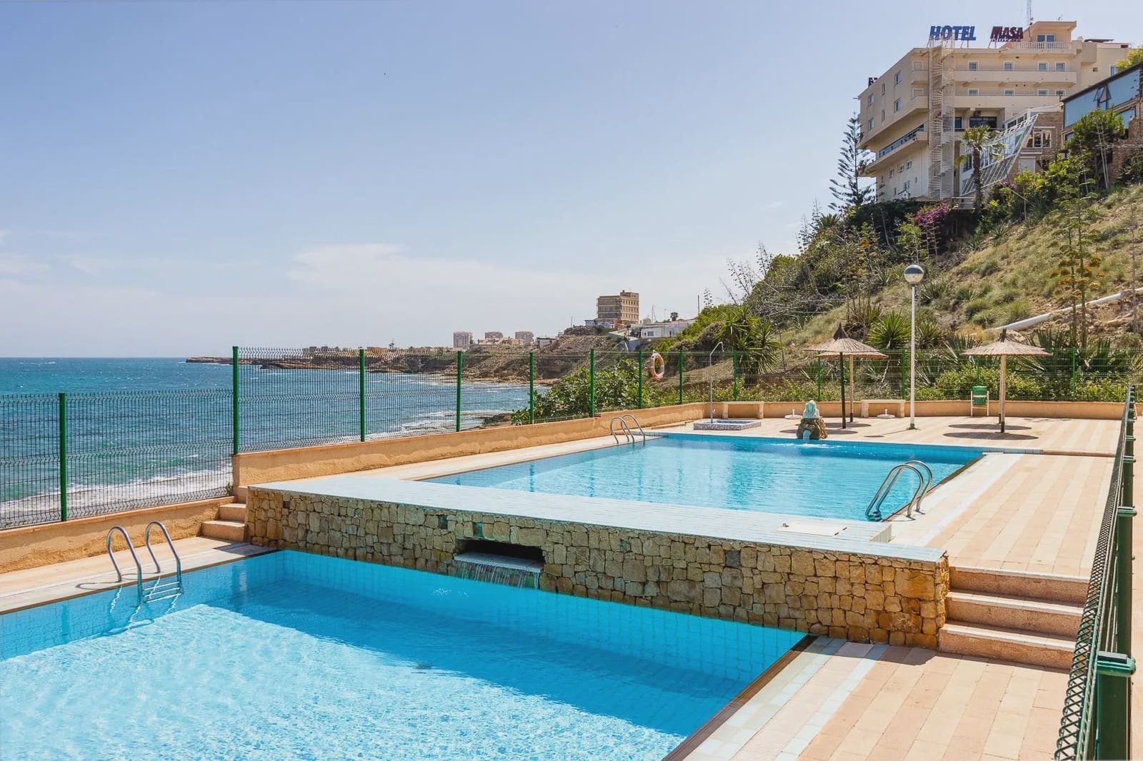 2 Zimmer Apartment zu verkaufen in Torrevieja mit Pool - 219.500 € (Ref: 10038952)